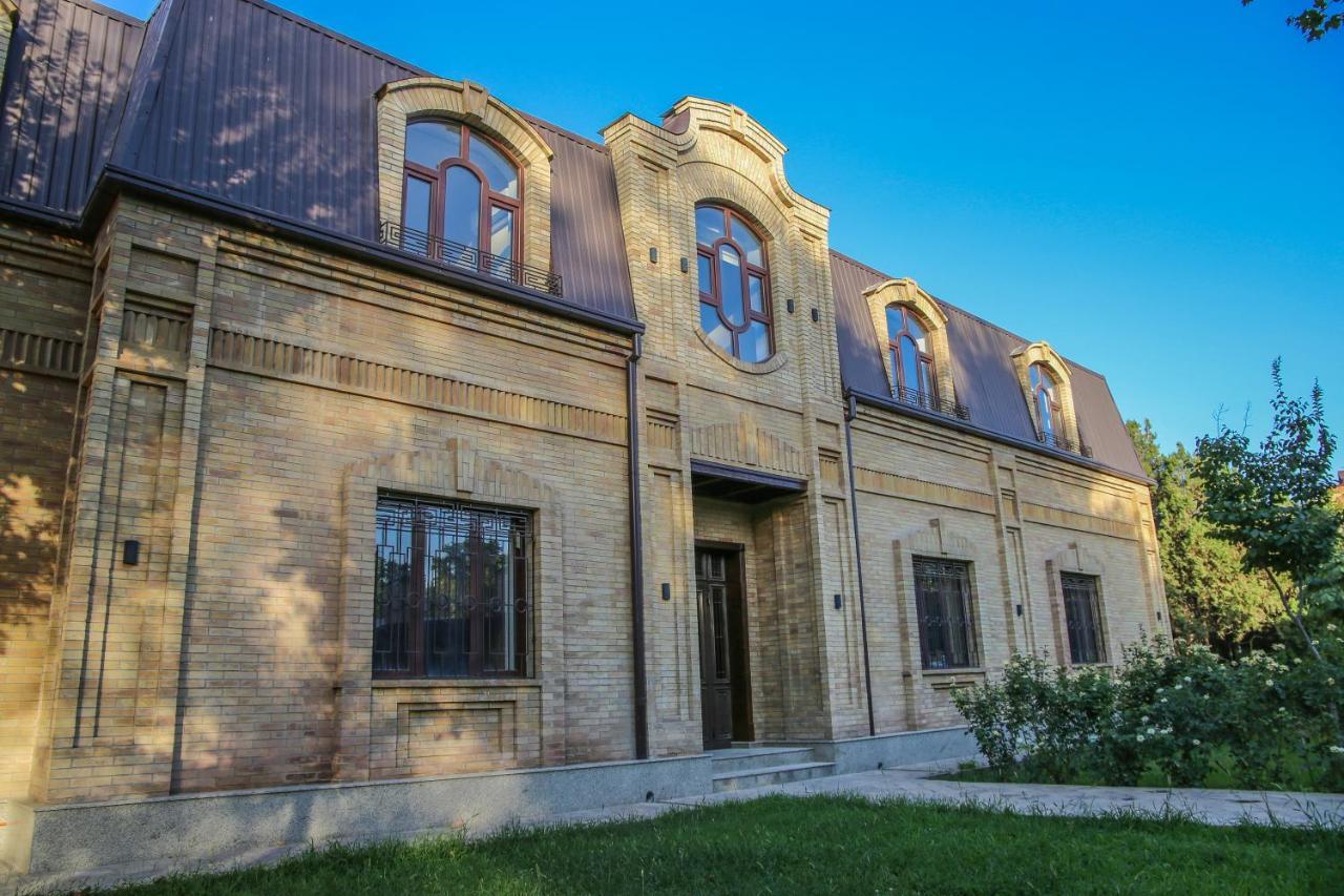 Hotel Vostok Tashkent Exterior foto